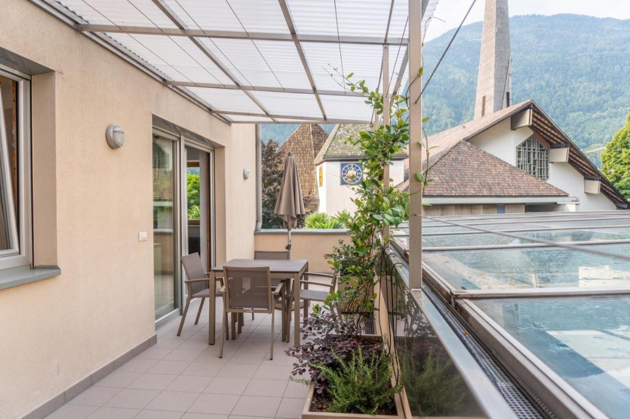 Ferienwohnung Mit Garage, Fahrradraum Und Sehr Grosser Sonnenverwoehnten Terrasse Lagundo Exterior photo